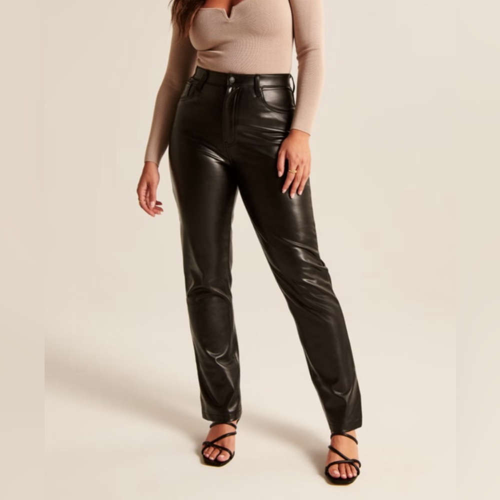 Abercrombie & Fitch‎ 90s straight faux leather pants Size 31/12
